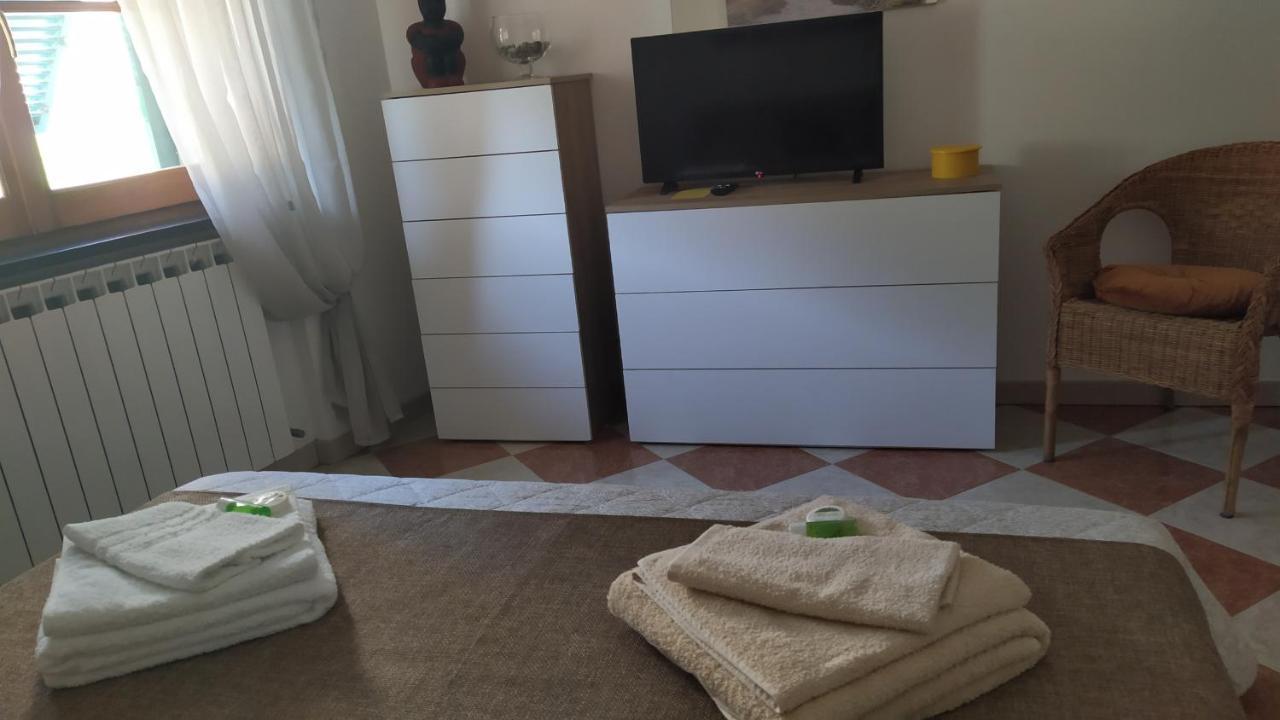 La Casa Dell'Arco Appartement Carasco Buitenkant foto